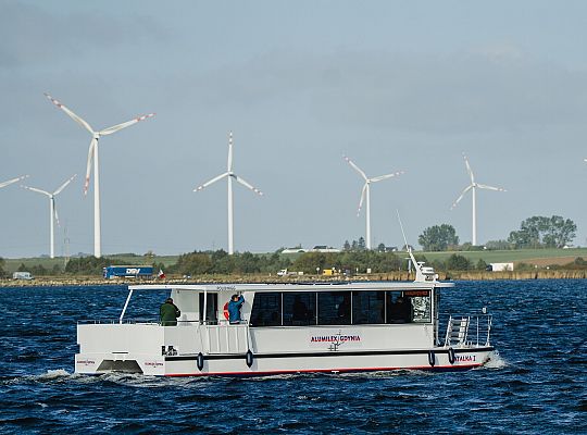 10.10.2025 na wodach Zatoki Puckiej odbyły się testy elektrycznego tramwaju wodnego