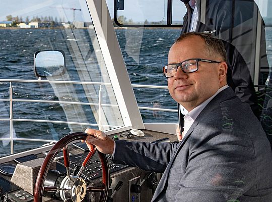 10.10.2025 na wodach Zatoki Puckiej odbyły się testy elektrycznego tramwaju wodnego